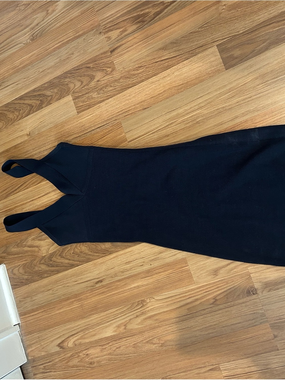 BCBGMaxAzria Black Sleeveless Midi Sheath Dress